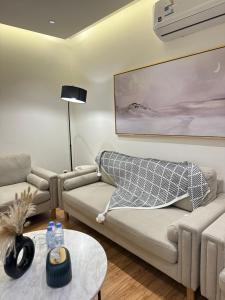 Χώρος καθιστικού στο شقق وأستوديوهات فخمة Skyline luxurious Apartments and Studios Riyadh