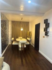 Posezení v ubytování The Davera Suite