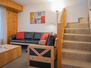 Khu vực ghế ngồi tại Apartment Eaux-Vives 201 by Interhome +20 ảnh