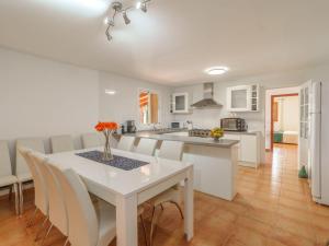 Η κουζίνα ή μικρή κουζίνα στο Villa Marila by Interhome +42 φωτογραφίες