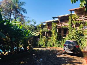 Κήπος έξω από το Los Troncos Jasy