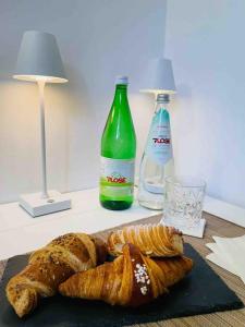 Nápoje v ubytování Renovated studio apartment Brera