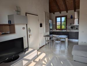 Kuchyň nebo kuchyňský kout v ubytování Casa Lolla Garda Resort Village + 137 fotografií