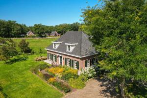 Κήπος έξω από το Landgoed Steenbergen