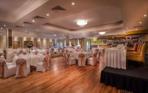 Restaurace v ubytování Breffni Arms Hotel
