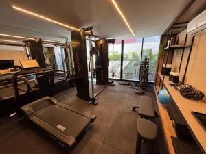 Fitness centrum a/nebo fitness zařízení v ubytování Flat beira-mar pé na areia com varanda