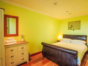 Postel nebo postele na pokoji v ubytování Holiday Home Benderloch House & Frobost Lodge by Interhome