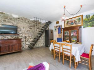 Μια τηλεόραση ή/και κέντρο ψυχαγωγίας στο Holiday Home Il Mulinaccio by Interhome +17 φωτογραφίες