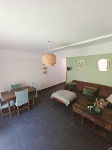 Posezení v ubytování La parenthèse ardéchoise