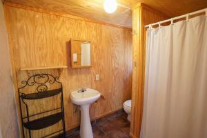 Salle de bains dans l'établissement Cypress Villa 1