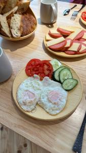 Jídlo v penzionu nebo okolí