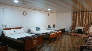 Posezení v ubytování BeingWild Resort