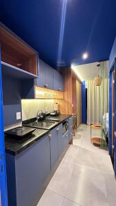 Η κουζίνα ή μικρή κουζίνα στο Flat De Maré - Orla de Salvador