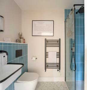 Koupelna v ubytování Limeworks Granary + 13 fotografií