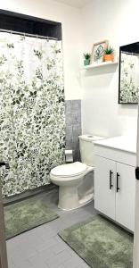 Ένα μπάνιο στο Top Rated Vacation place Montreal +18 φωτογραφίες