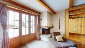 Χώρος καθιστικού στο 1909 Tgampi Saura 28