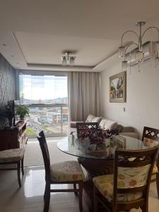 Χώρος καθιστικού στο SEU REFÚGIO o seu lar longe de casa