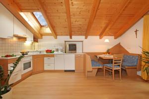 Køkken eller tekøkken på Appartements Obermairhof + 17 billeder