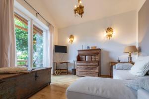 TV a/nebo společenská místnost v ubytování Haus Meerzeit Behrensdorf