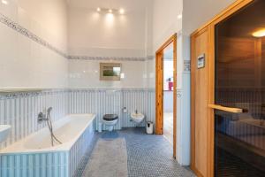 Koupelna v ubytování Haus Meerzeit Behrensdorf + 66 fotografií