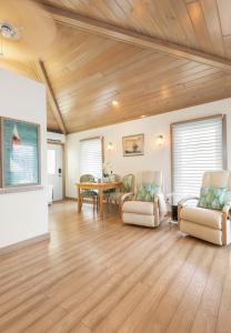 Posezení v ubytování Twin Palms Resort