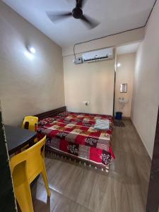 Postel nebo postele na pokoji v ubytování The Village Retreat