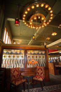 Foto dalla galleria di McMenamins Anderson School a Bothell