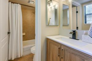 Ένα μπάνιο στο Near Central Dtwn Flagstaff! Chic Condo +20 φωτογραφίες