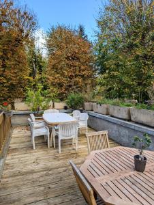 Imagem da galeria de Le Port du Vénasque de la Villa Ilixon, Grand T2, proche centre, jardin, billard, parking em Luchon