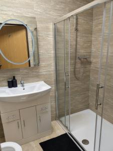 O baie la Allen's property