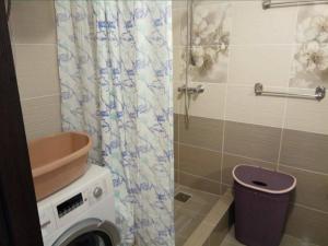 Ένα μπάνιο στο krzywa27A apartment