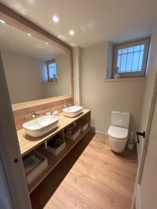 Koupelna v ubytování Garden and spectacular views