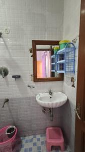 Koupelna v ubytování Le Relax Stay 3Bhk