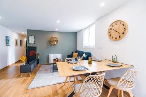 Posezení v ubytování Le Lumineux 3 chambres-Parking-Centre