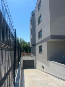 Bangunan di mana terletaknya apartmen
