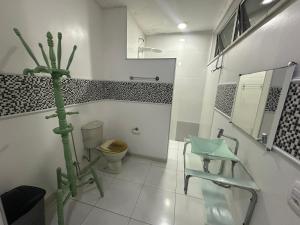 Koupelna v ubytování Apartamento COP30 Praça da República e Teatro da Paz