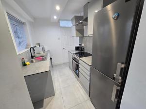 Η κουζίνα ή μικρή κουζίνα στο House 5 Minutes from Sefton Park
