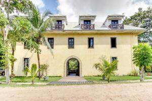 Zahrada ubytování Jaguar Room at Mahogany Hall -Gold Standard Certified