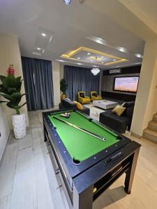 Τραπέζι μπιλιάρδου στο TTA apartments