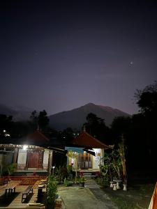 Nespecifikovaný výhled na hory nebo výhled na hory při pohledu z ubytování v soukromí