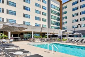 Πισίνα στο ή κοντά στο Element Wilmington