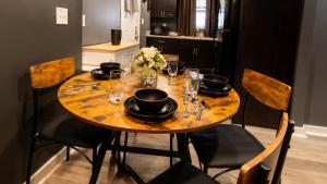 Fotografie z fotogalerie ubytování Stylish 4BR Haven Near AUC and Downtown ATL v destinaci Atlanta