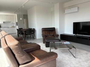 Istumisnurk majutusasutuses Stylish 3-bedroom apartment with sea view