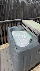 Fotografie z fotogalerie ubytování Great Rates!!! Pet Friendly v destinaci Brant Beach