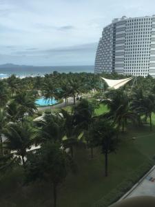 Bazén v ubytování The Arena Cam Ranh nebo v jeho okolí