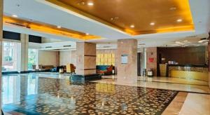 Vstupní hala nebo recepce v ubytování Centenio International Hotel