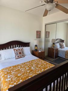 Ein Bett oder Betten in einem Zimmer der Unterkunft Joshua Tree Luxury Stay 5 mins from park