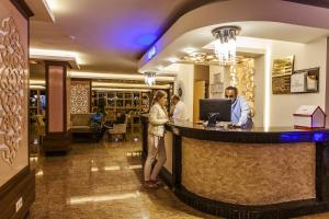 Hosté ubytování Oba Time Hotel + 37 fotografií