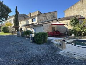 Κήπος έξω από το Maison JEROBOAM