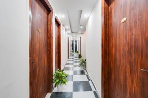 Fotografie z fotogalerie ubytování Super Townhouse Sector 121 Noida v destinaci Noida